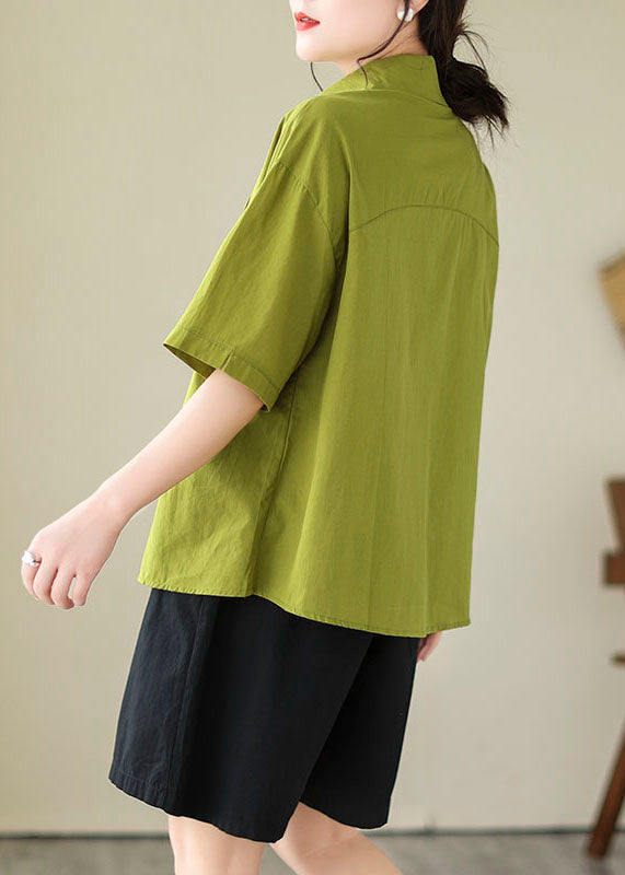 Well Tailored Blouse with a Graceful Silhouette