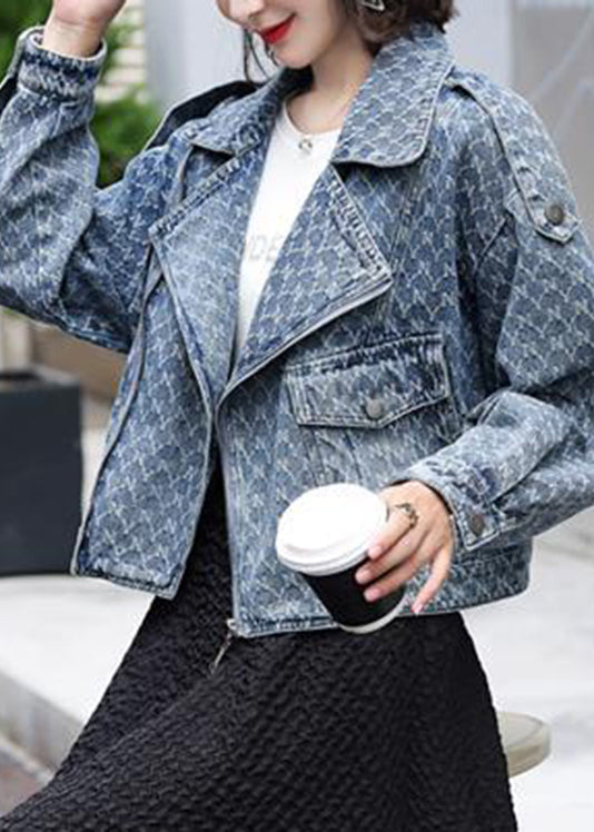 Beautifully Crafted Coat in a Classic Style