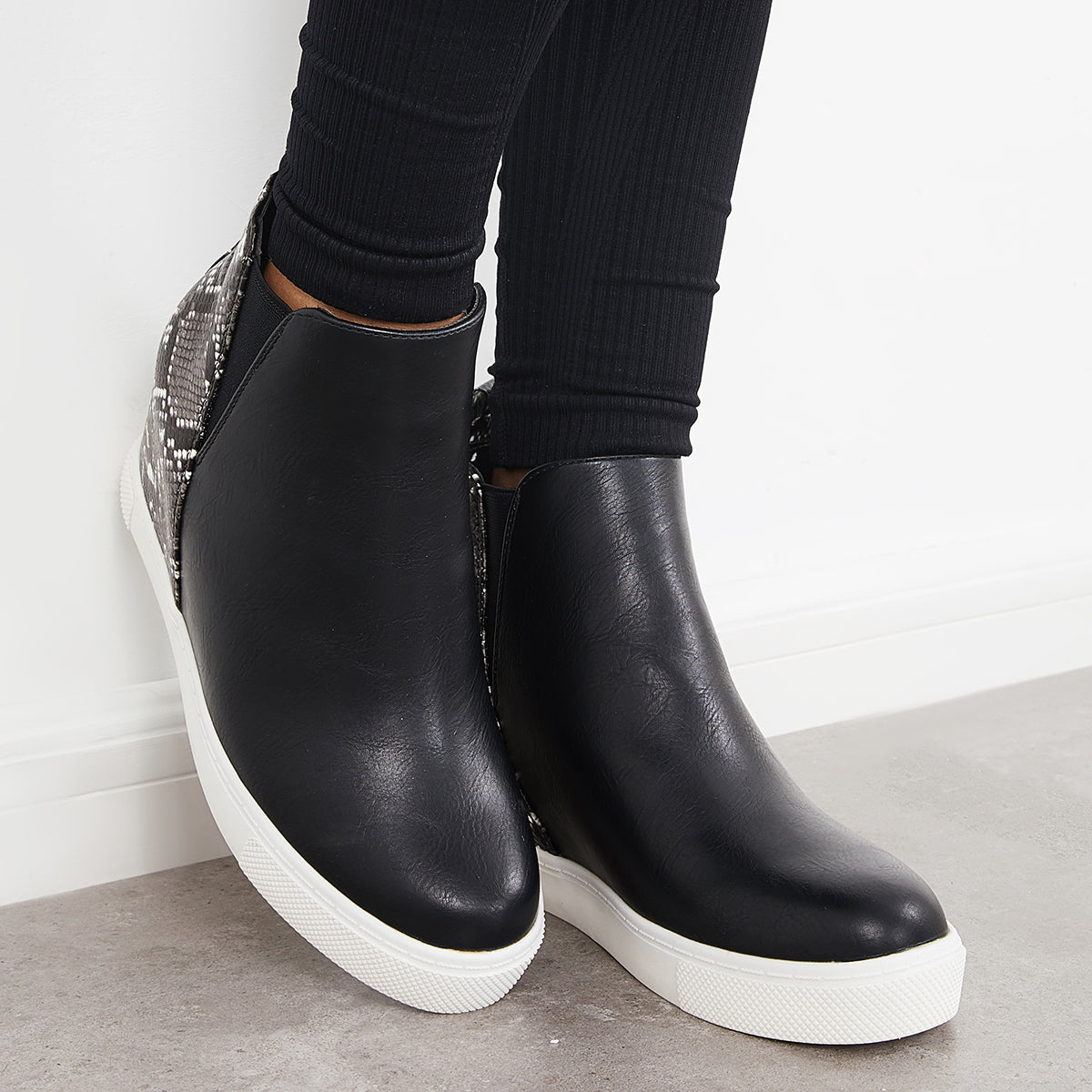 Chic Orthopedic Sneakers with Unique Design
