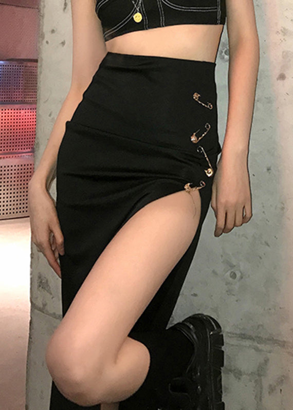Sophisticated Garment with a Clean Classic Look