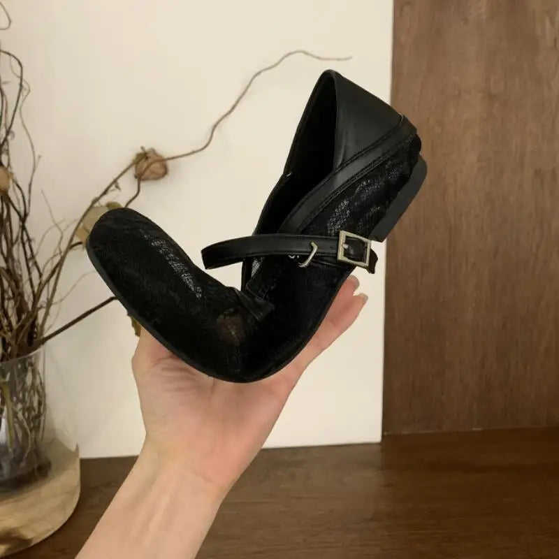Chic Orthopedic Flats with Unique Design