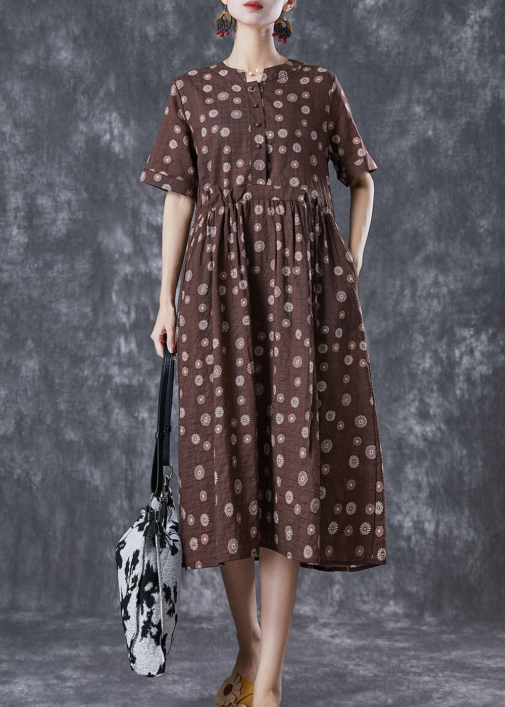 Beautifully Crafted Dress in a Classic Style