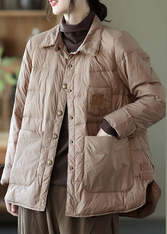 Well Tailored Coat with a Graceful Silhouette
