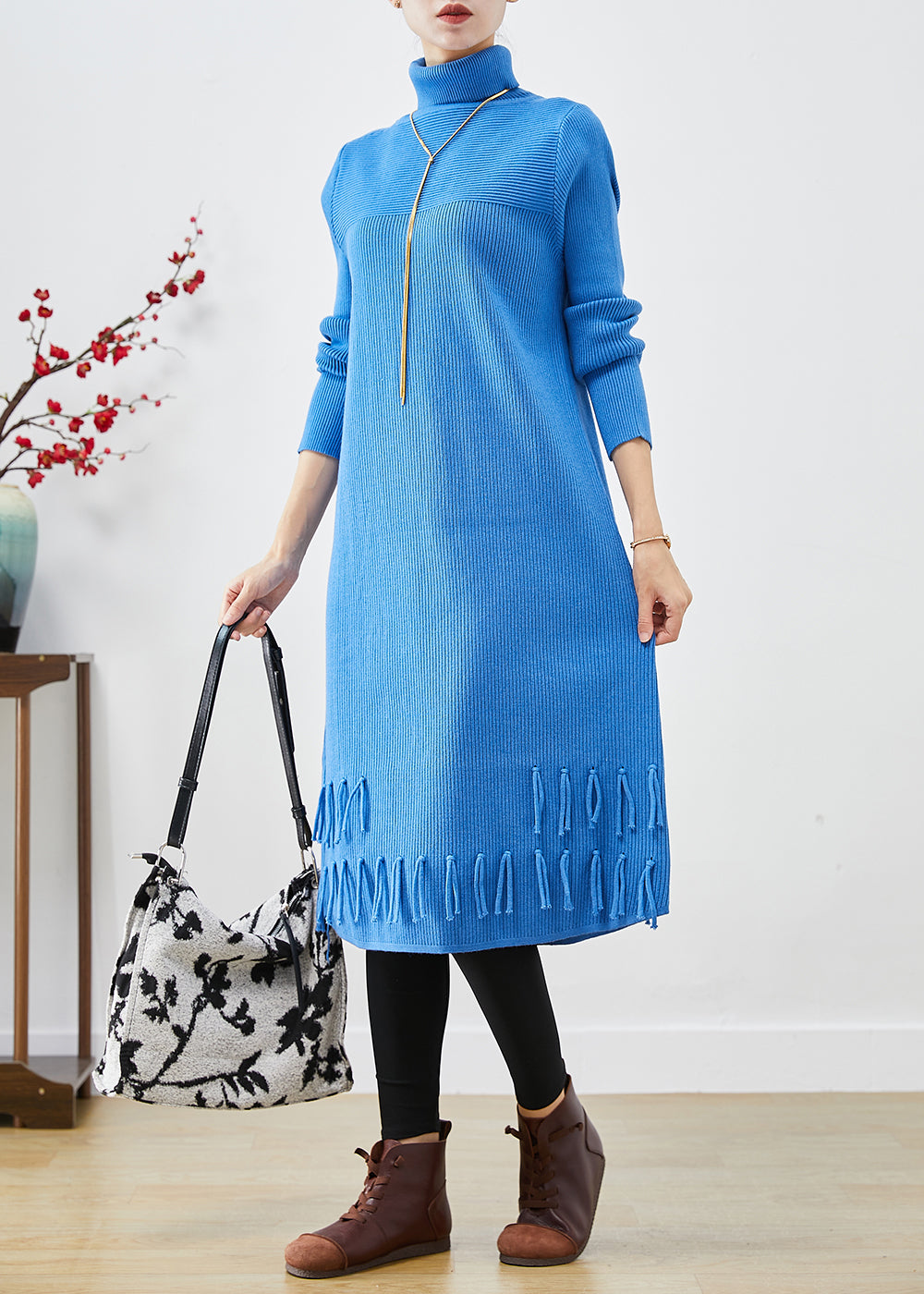 Classic Vintage Dress with a Flattering Fit