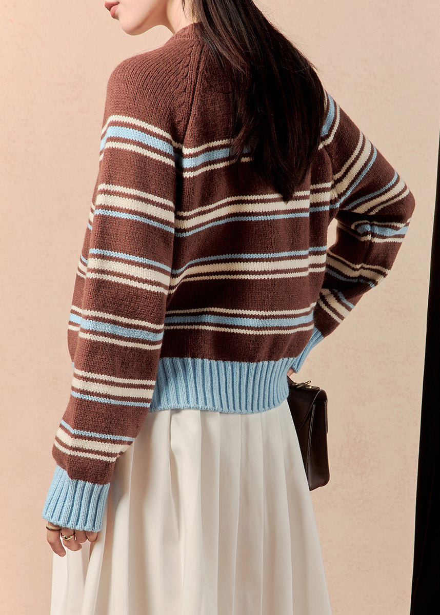 Beautifully Finished Coat in a Timeless Design