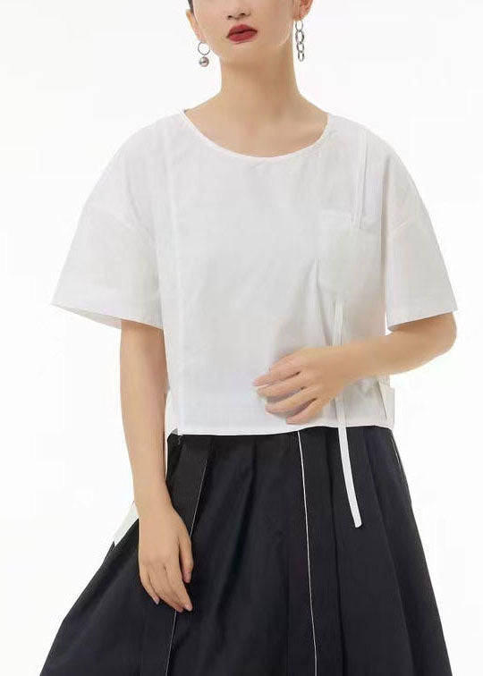 Effortlessly Elegant Top with a Timeless Design