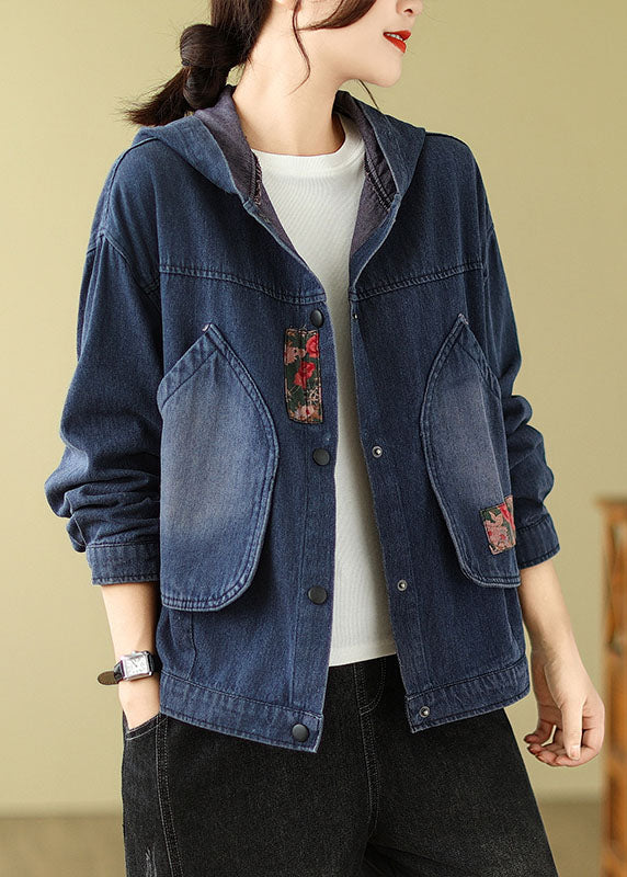 Gracefully Styled Coat for Any Occasion