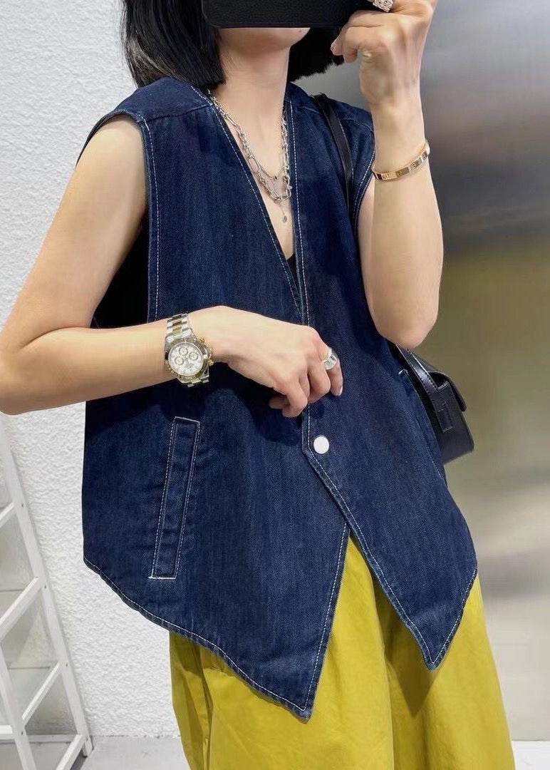 Gracefully Styled Coat for Any Occasion