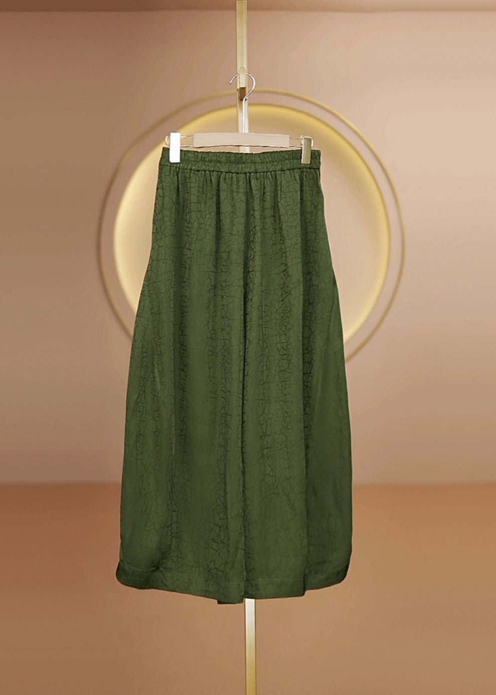 Sophisticated Pants with a Clean Classic Look