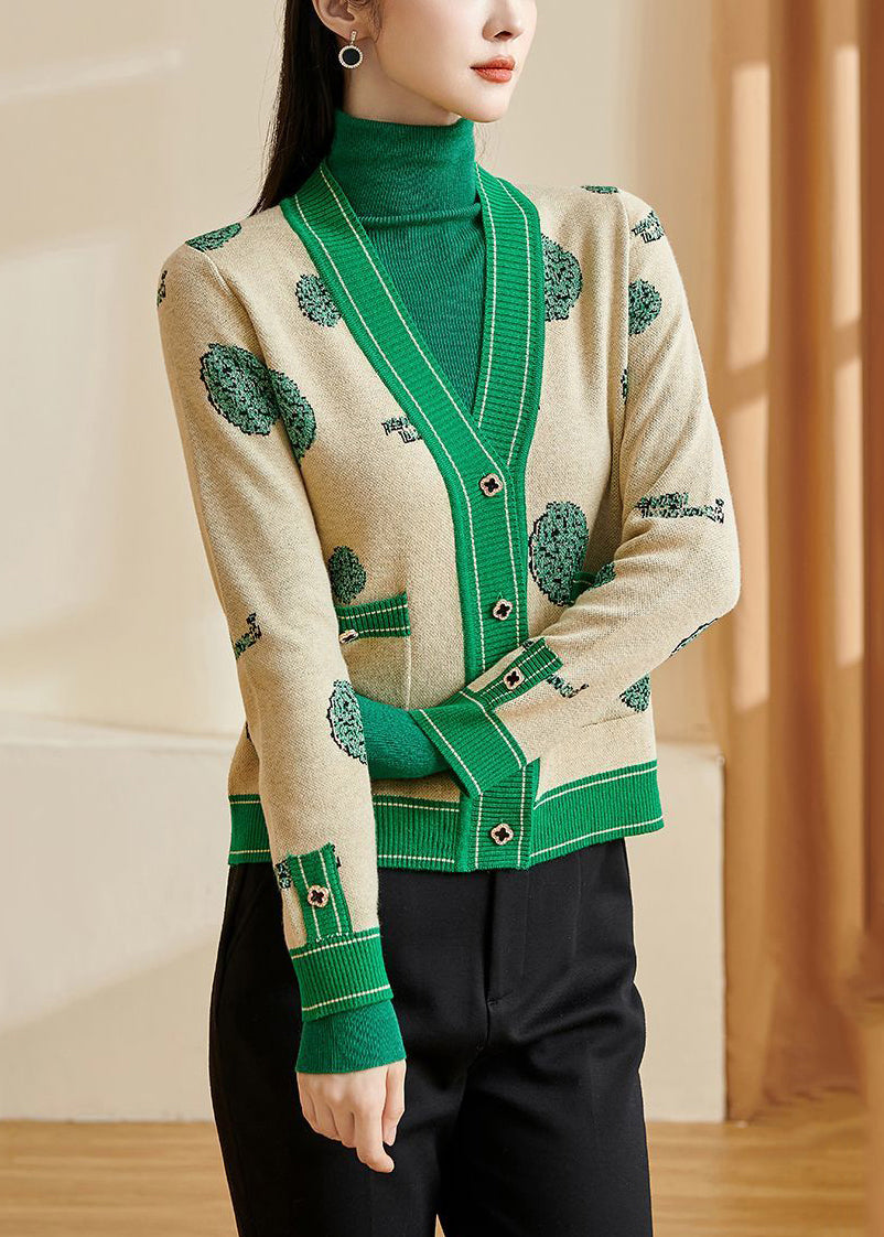 Elegantly Styled Sweater for Everyday Wear