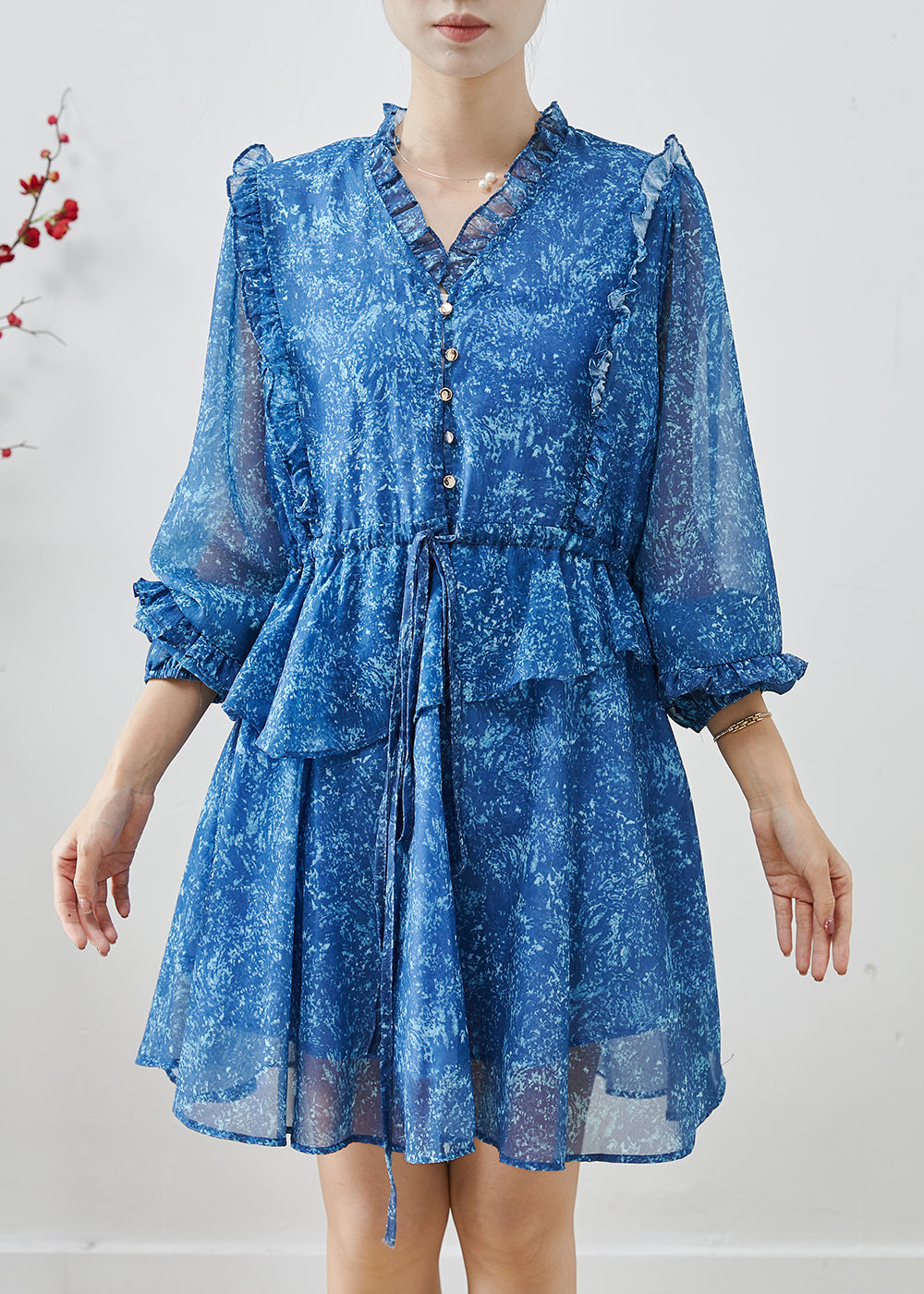 Beautifully Crafted Dress in a Classic Style