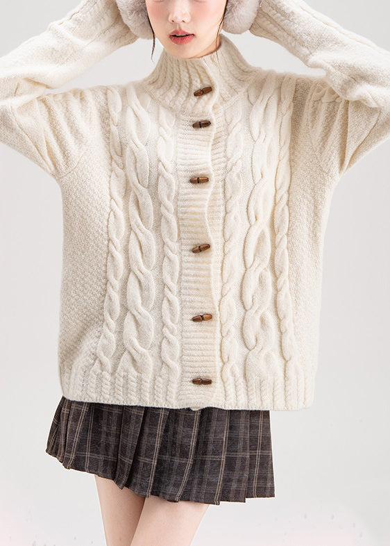 Gracefully Styled Coat for Any Occasion