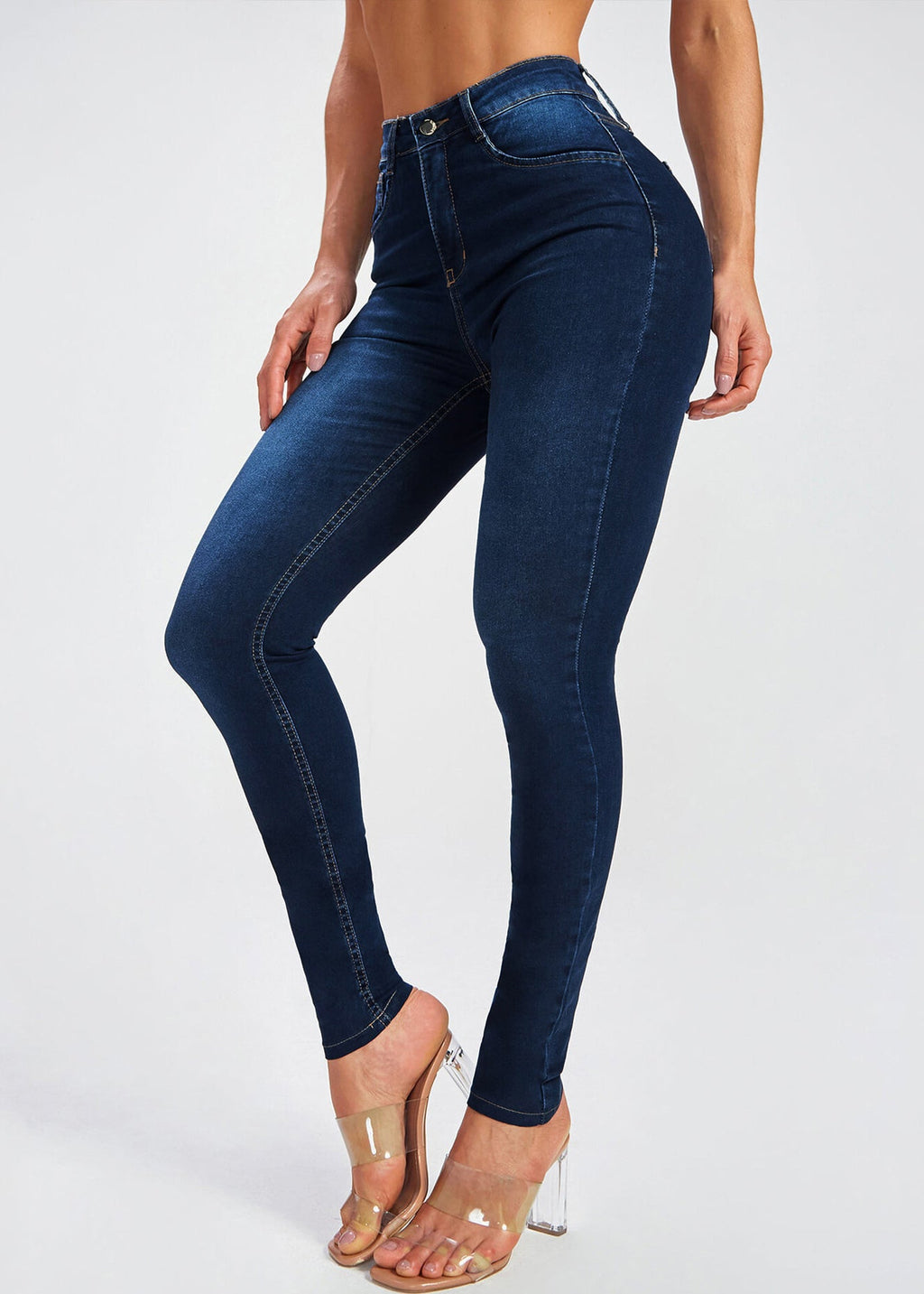 Beautifully Crafted Pants in a Classic Style