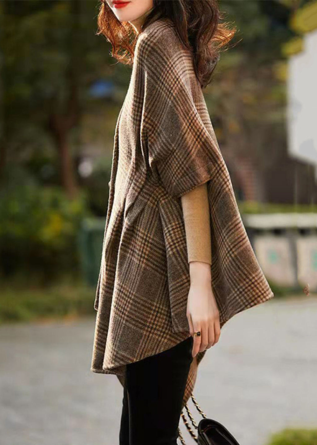 Beautifully Finished Coat in a Timeless Design