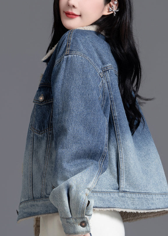 Elegantly Styled Coat for Everyday Wear