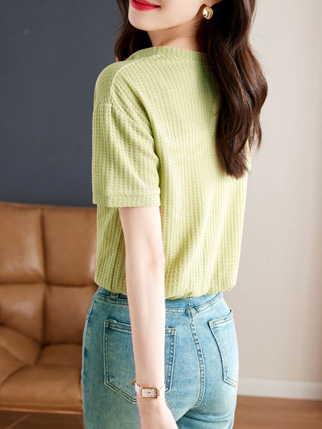Polished Top with an Effortless Classic Look
