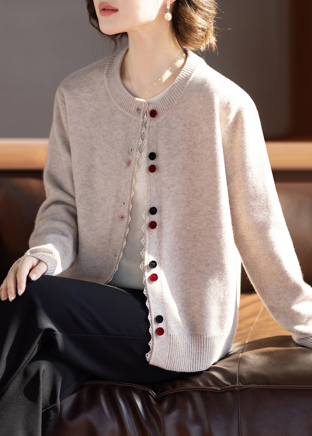 Elegantly Styled Cardigan for Everyday Wear