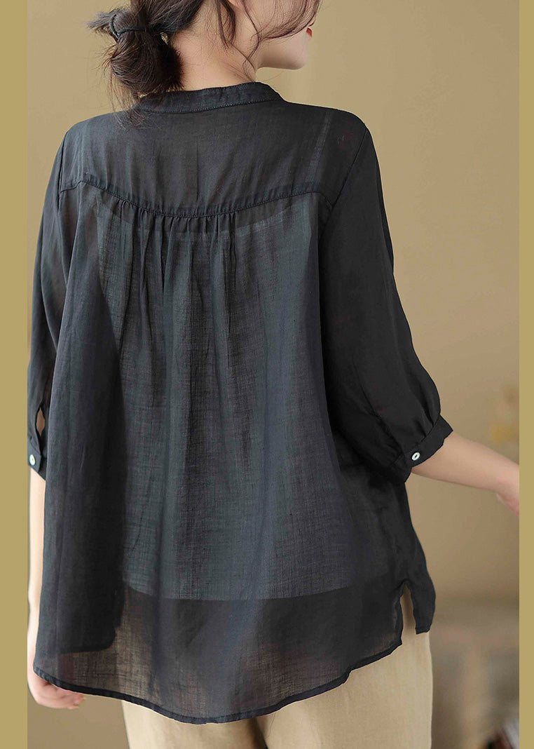 Classic Vintage Shirt with a Flattering Fit