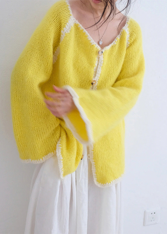 Beautifully Finished Cardigan in a Timeless Design