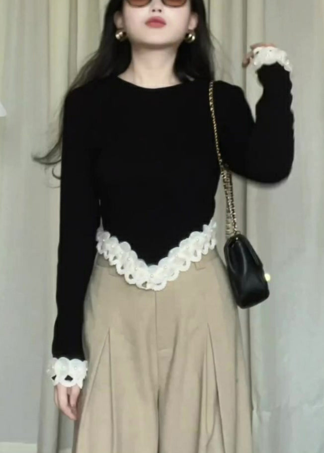 Well Tailored Sweater with a Graceful Silhouette