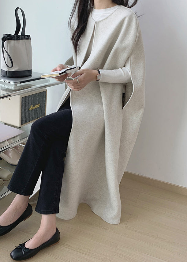 Effortlessly Elegant Coat with a Timeless Design