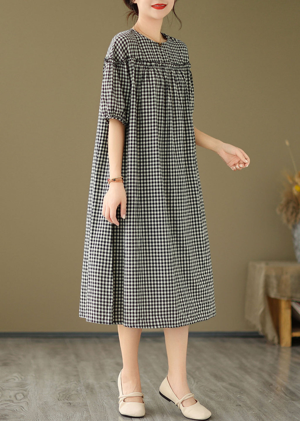 Beautifully Crafted Dress in a Classic Style