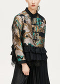 Well Tailored Coat with a Graceful Silhouette