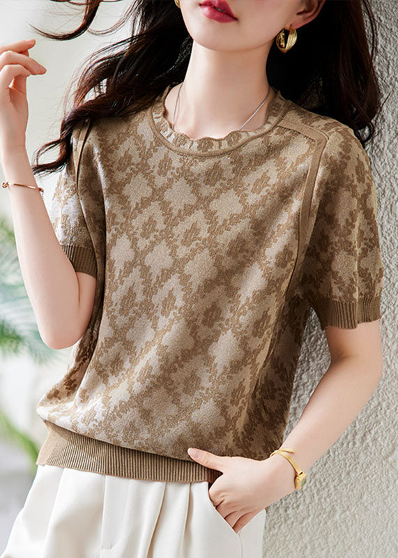 Beautifully Crafted Top in a Classic Style