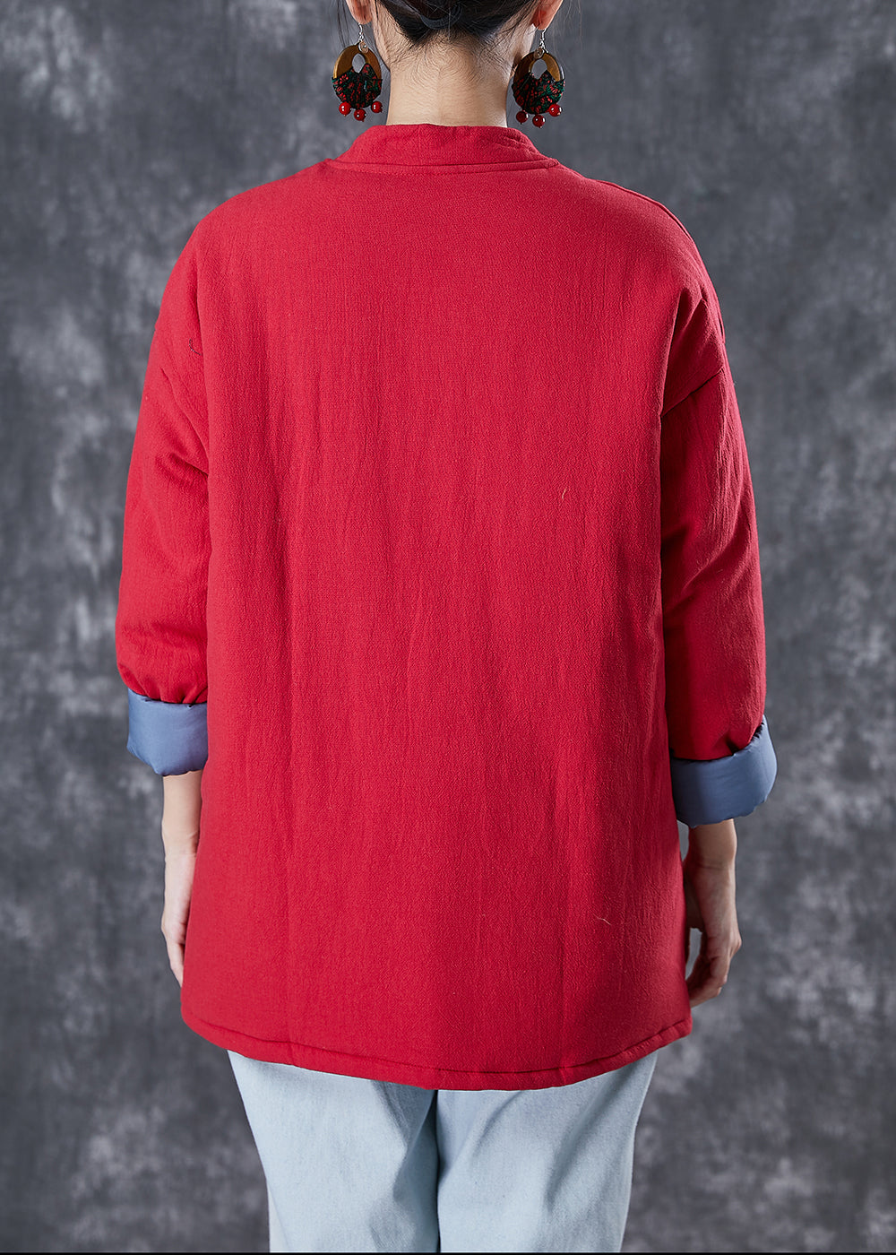 Effortlessly Elegant Jacket with a Timeless Design