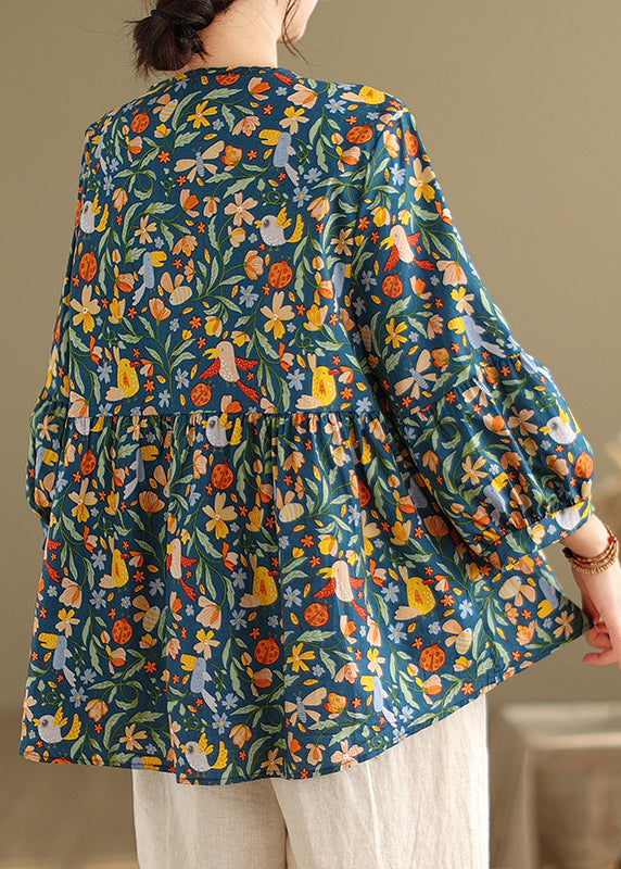 A Vintage Style Top with Delicate Timeless Details