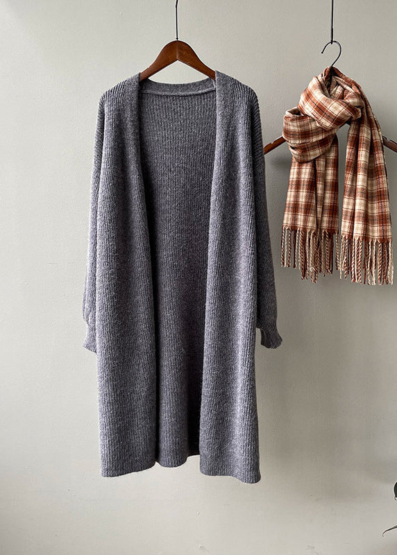Classic Vintage Cardigan with a Flattering Fit