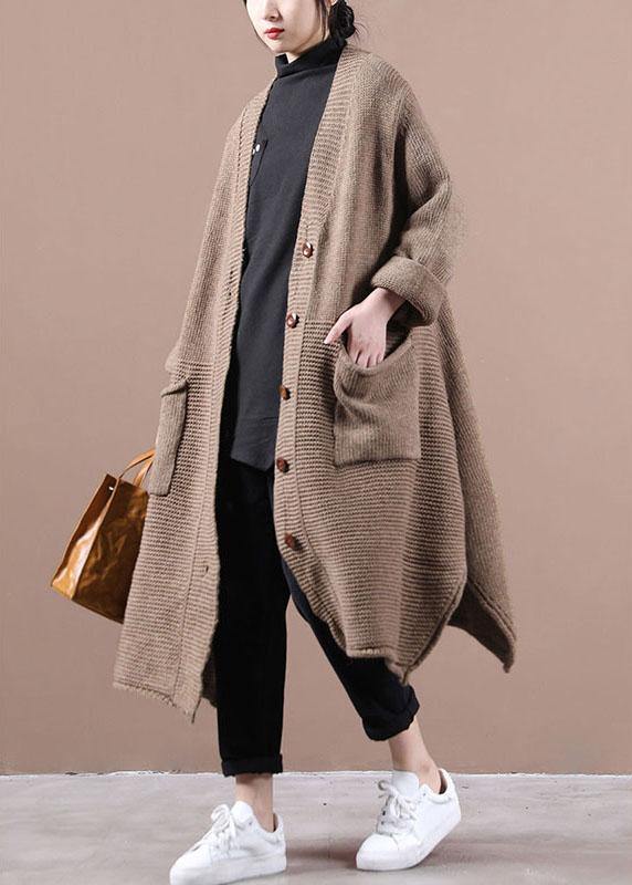 Classic Vintage Sweater with a Flattering Fit