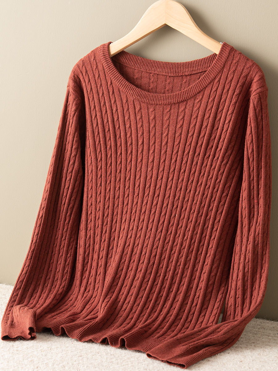 Classic Vintage Sweater with a Flattering Fit