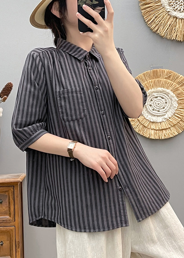 Sophisticated Blouse with a Clean Classic Look