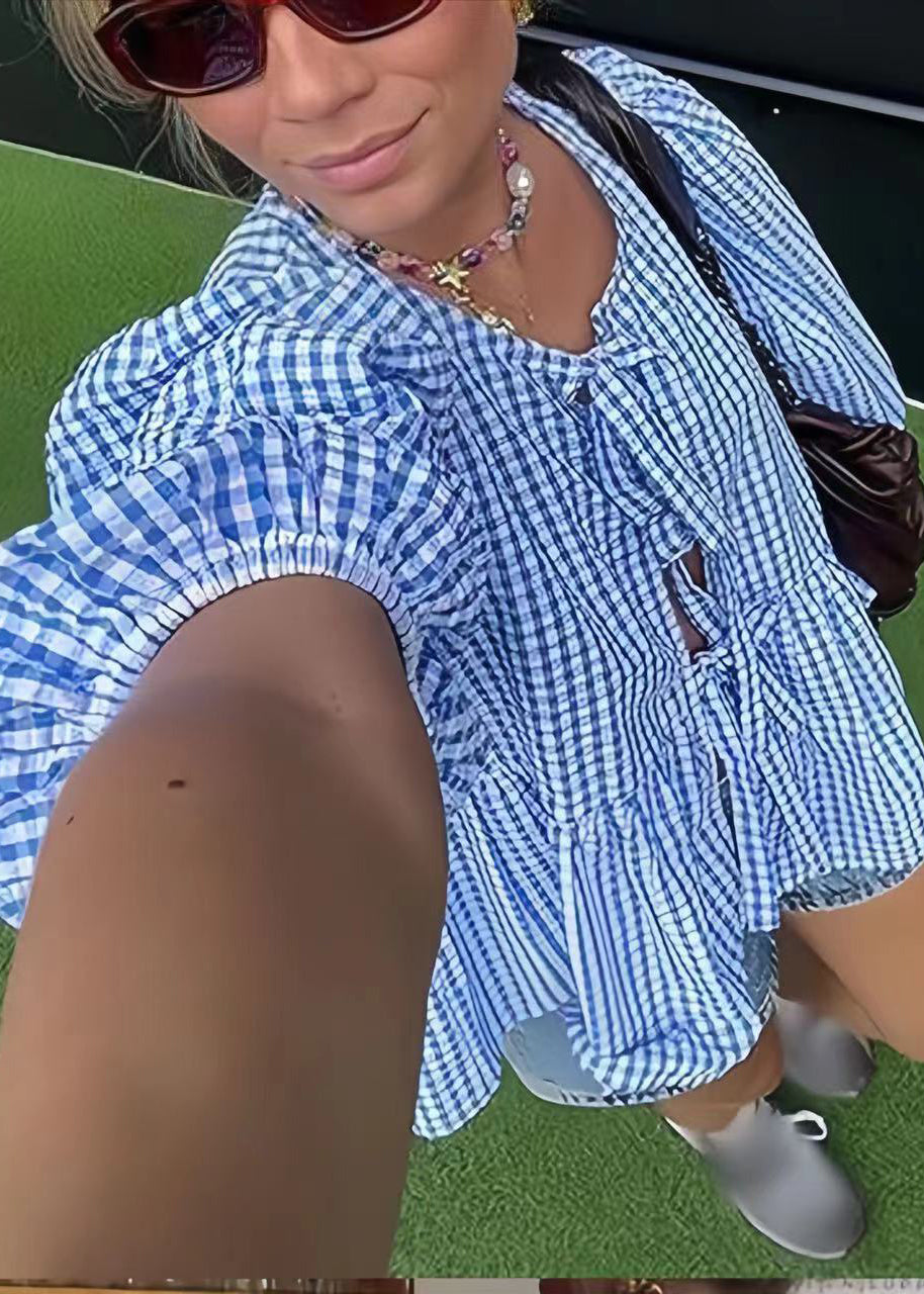 Classic Vintage Shirt with a Flattering Fit