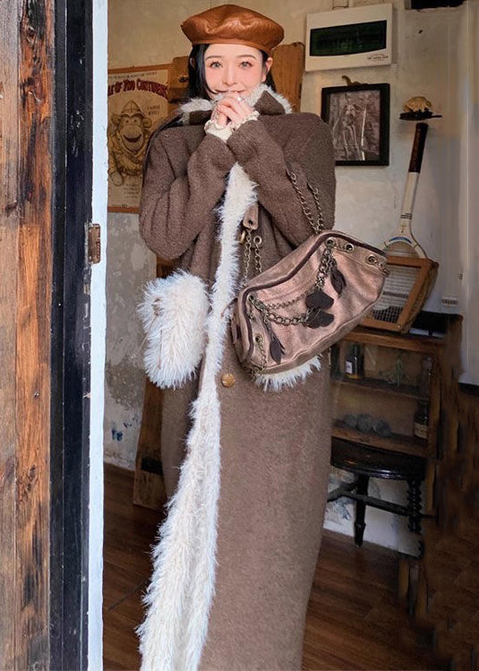 Well Tailored Coat with a Graceful Silhouette