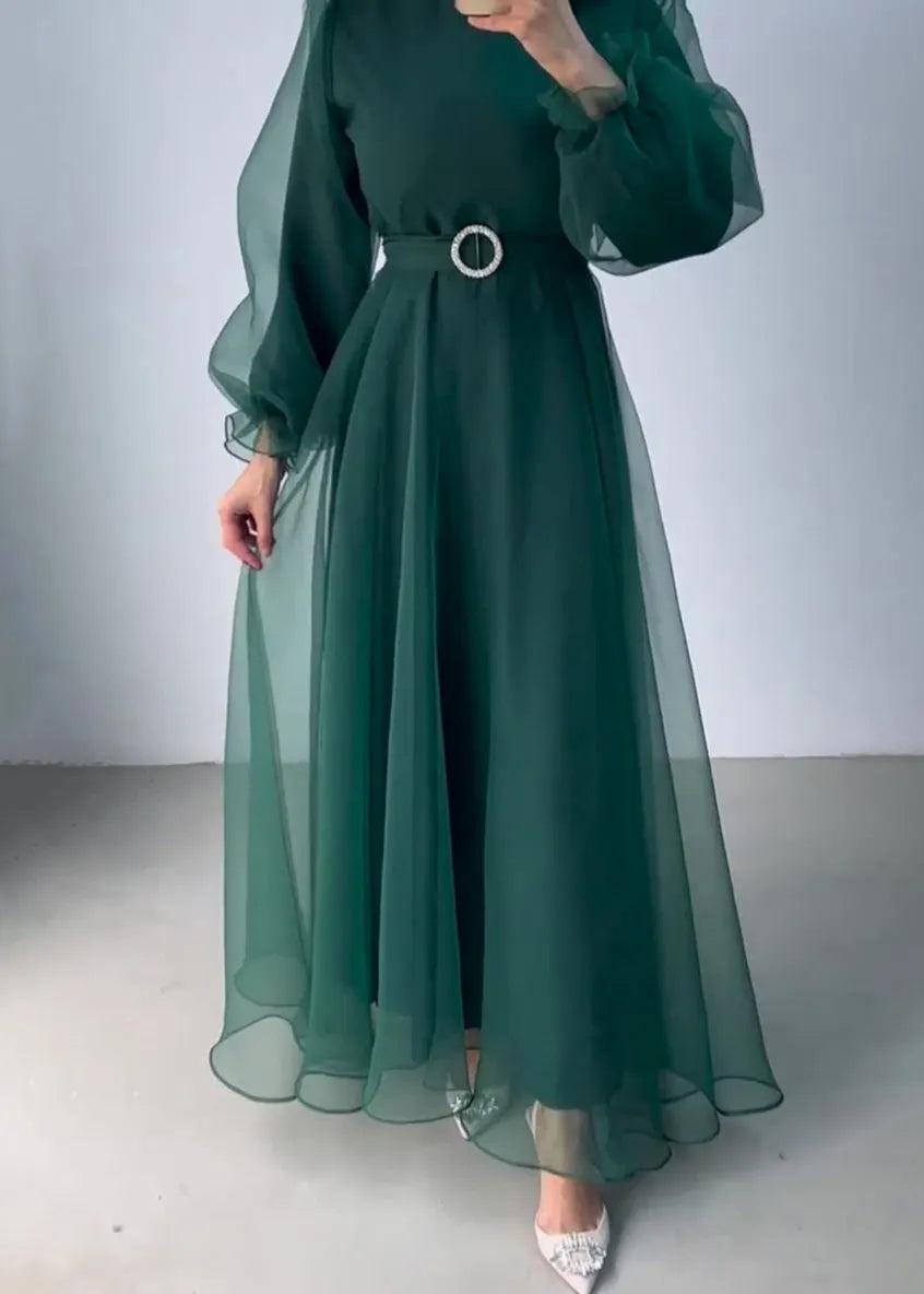 Polished Dress with an Effortless Classic Look