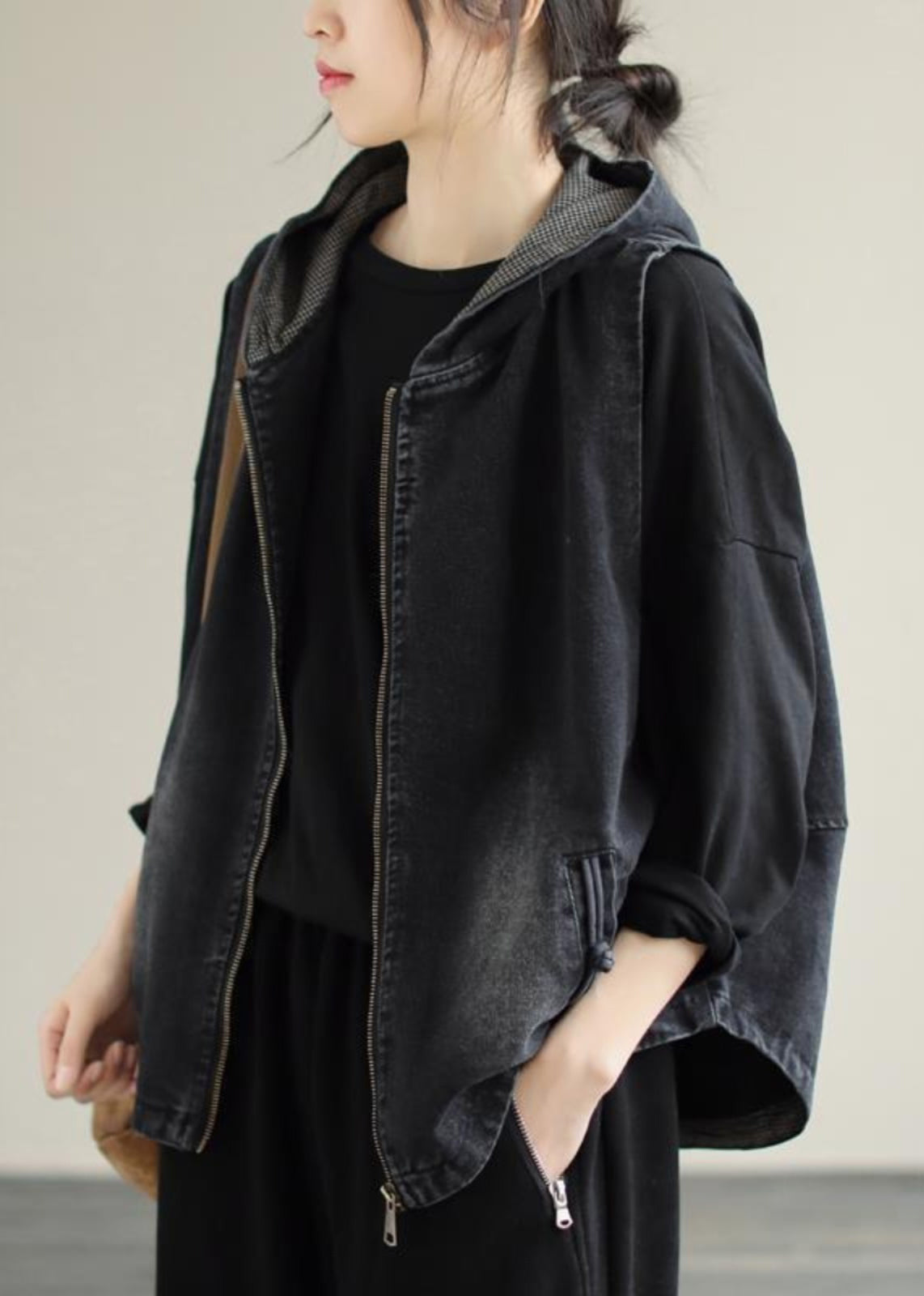 Beautifully Finished Coat in a Timeless Design