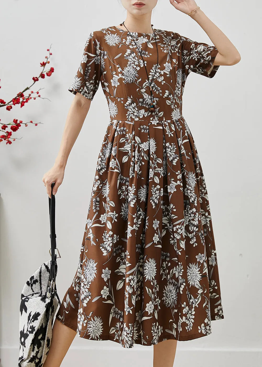 Polished Dress with an Effortless Classic Look