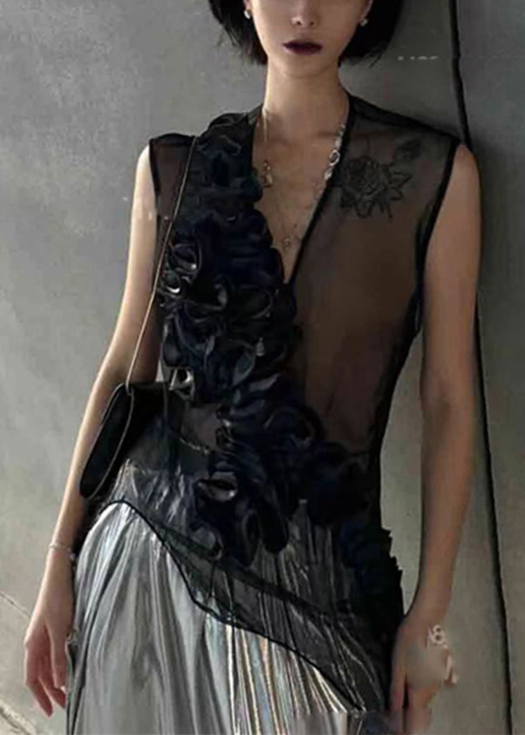 Beautifully Finished Top in a Timeless Design