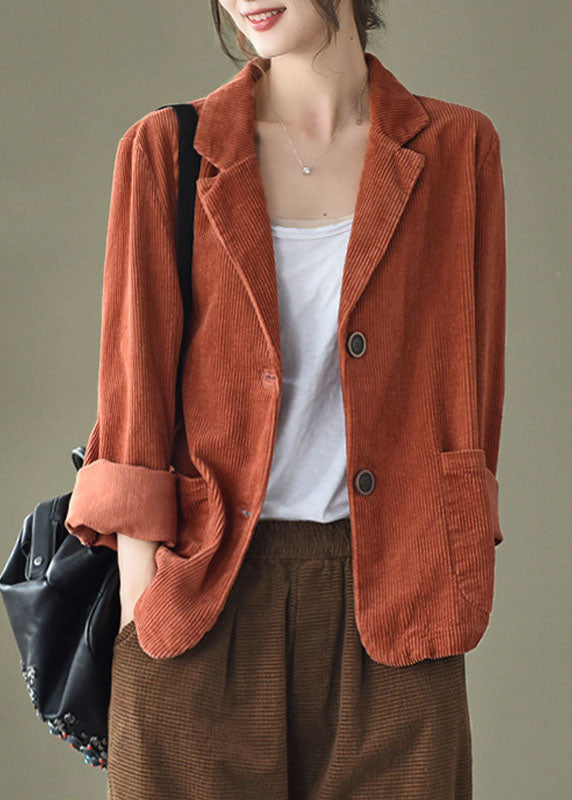 Well Tailored Coat with a Graceful Silhouette