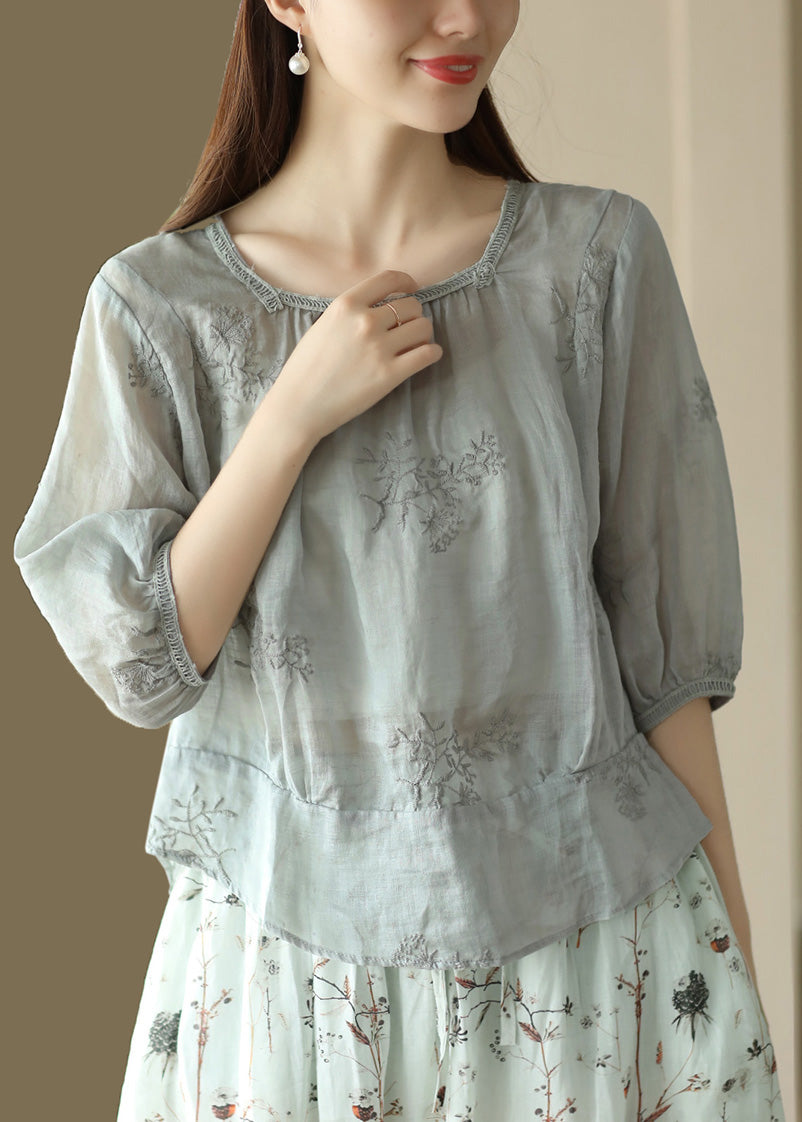 Gracefully Styled Shirt for Any Occasion