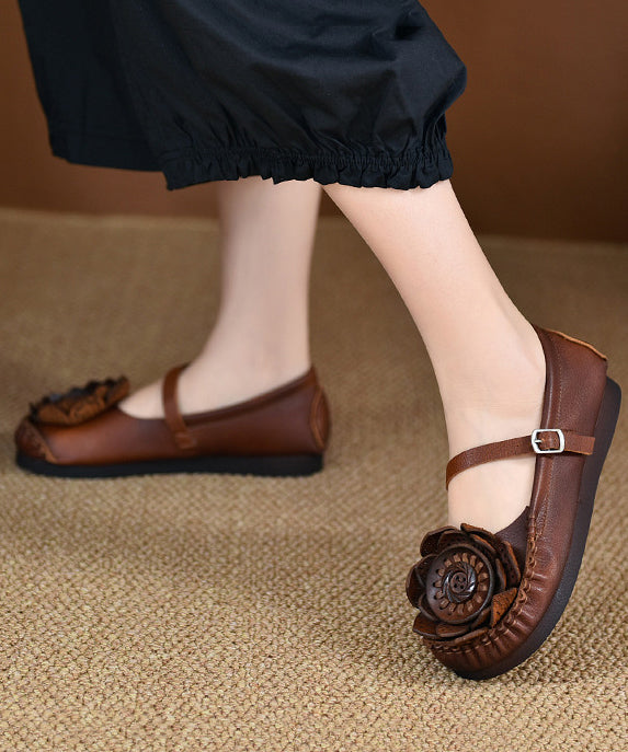 Chic Orthopedic Flats with Unique Design