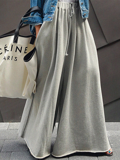 Elegantly Styled Pants for Everyday Wear