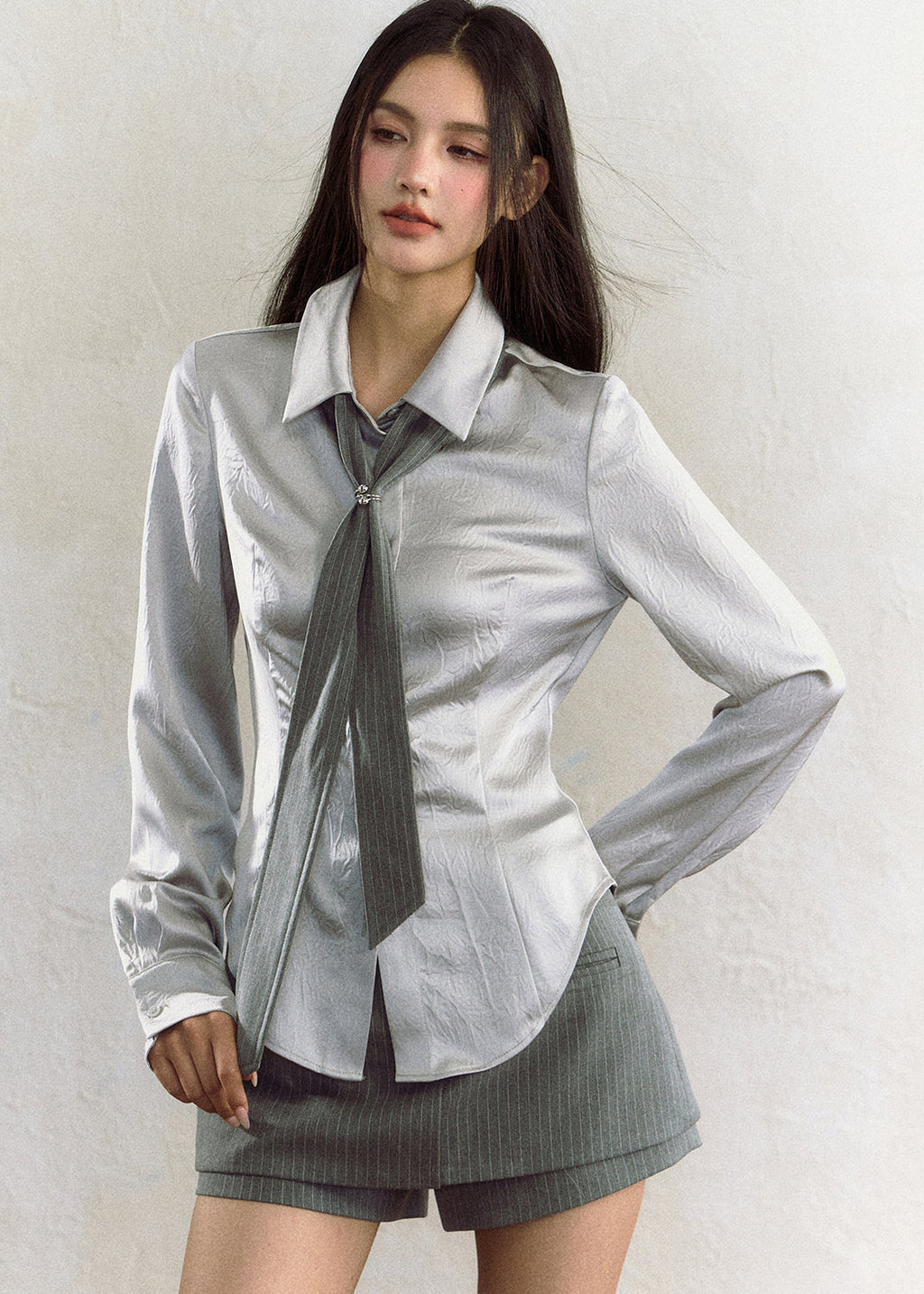 Classic Vintage Shirt with a Flattering Fit