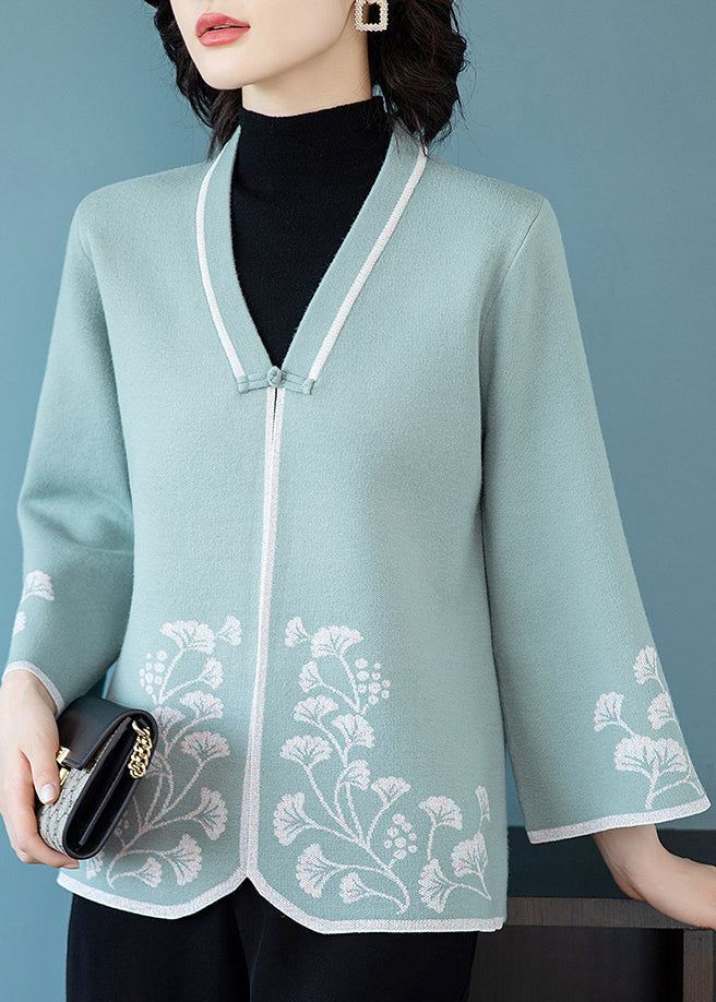 Sophisticated Coat with a Clean Classic Look