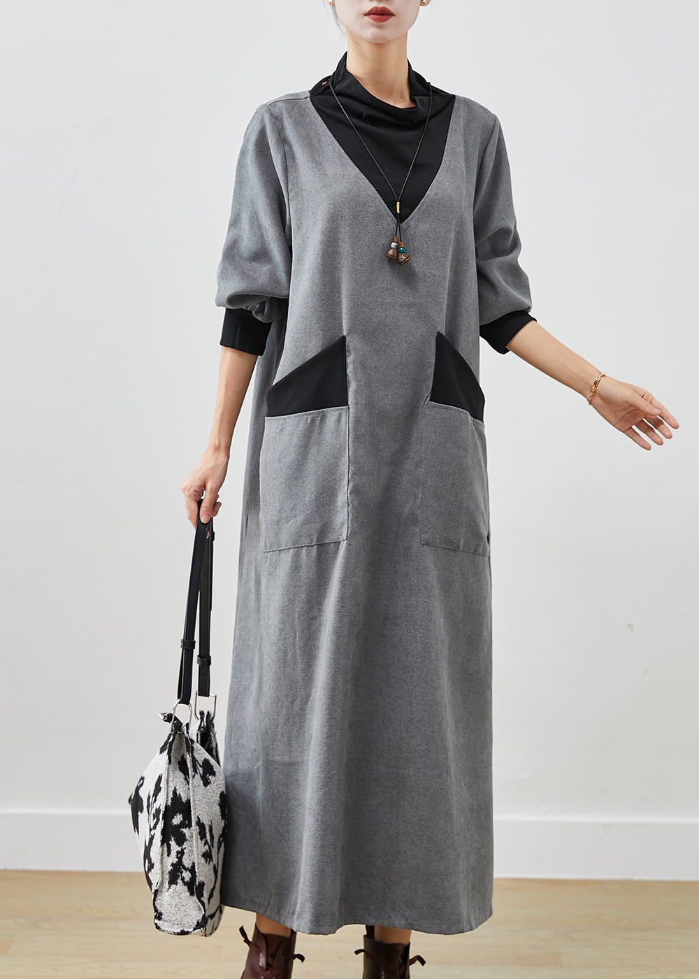 Sophisticated Dress with a Clean Classic Look