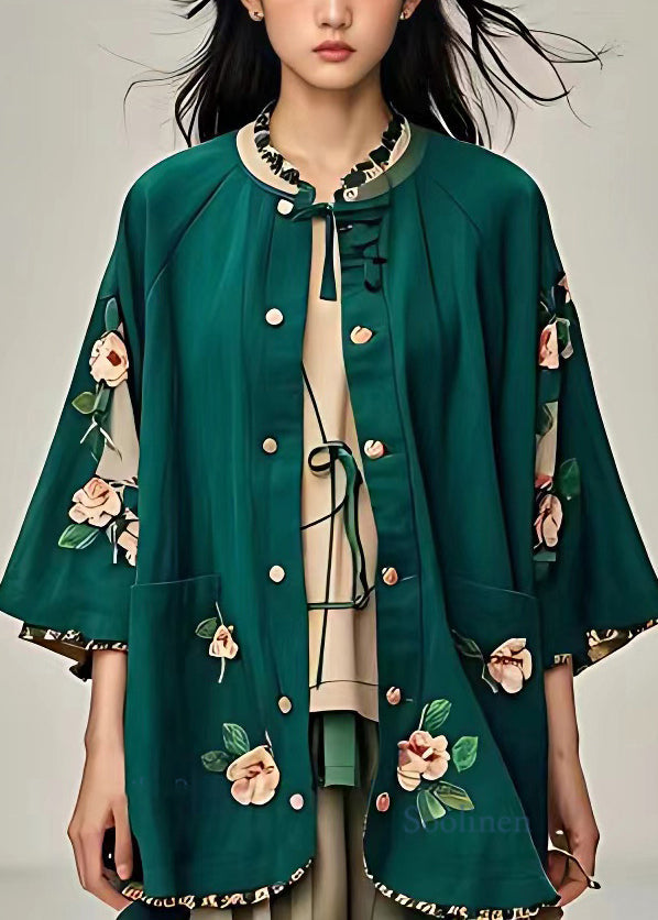 Effortlessly Elegant Coat with a Timeless Design