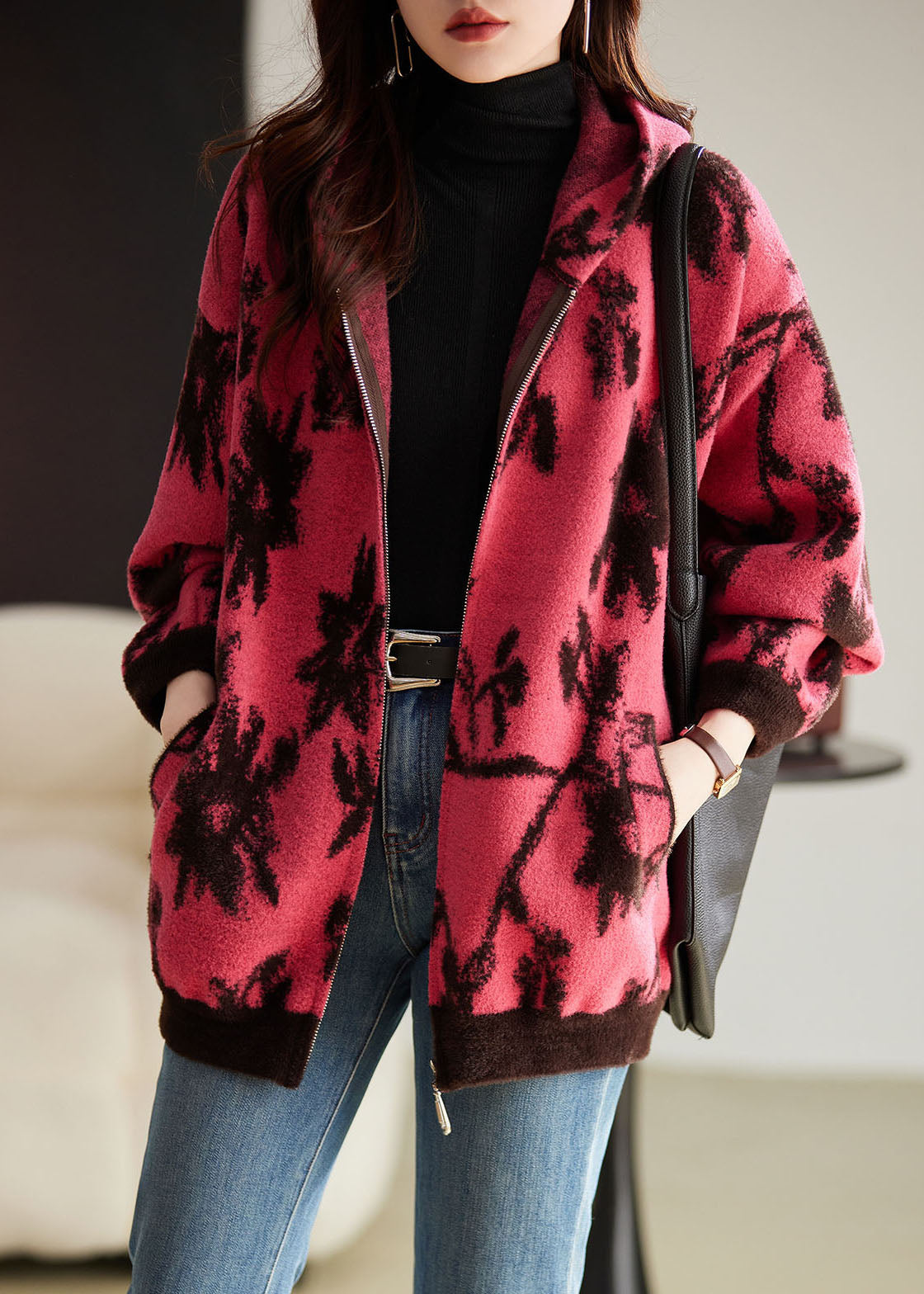 Elegantly Styled Coat for Everyday Wear