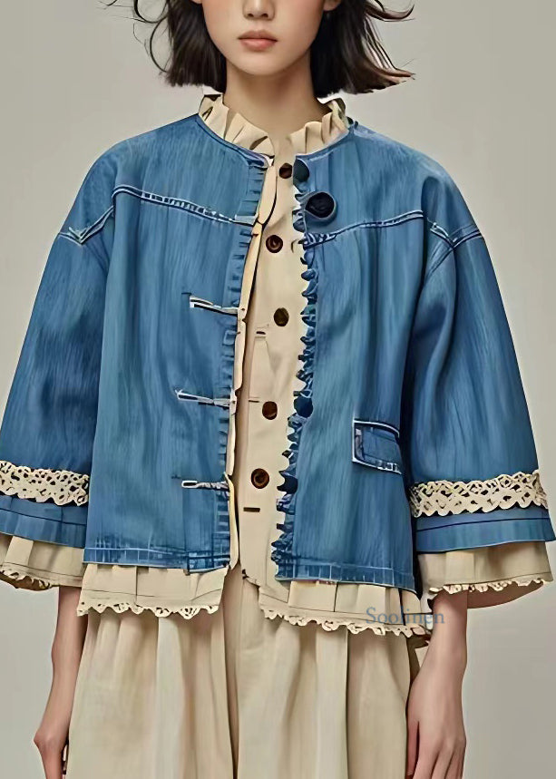 Effortlessly Elegant Coat with a Timeless Design